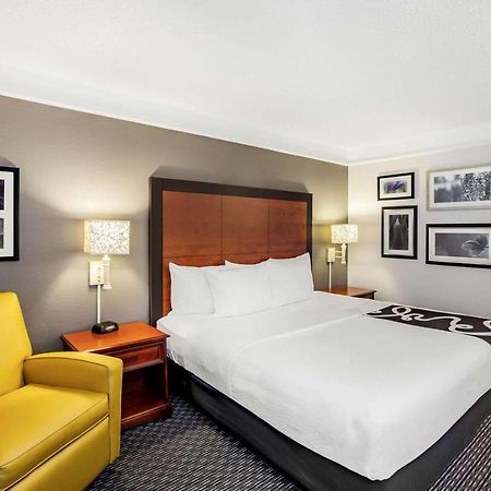 La Quinta By Wyndham Houston Baytown East Hotel Buitenkant foto