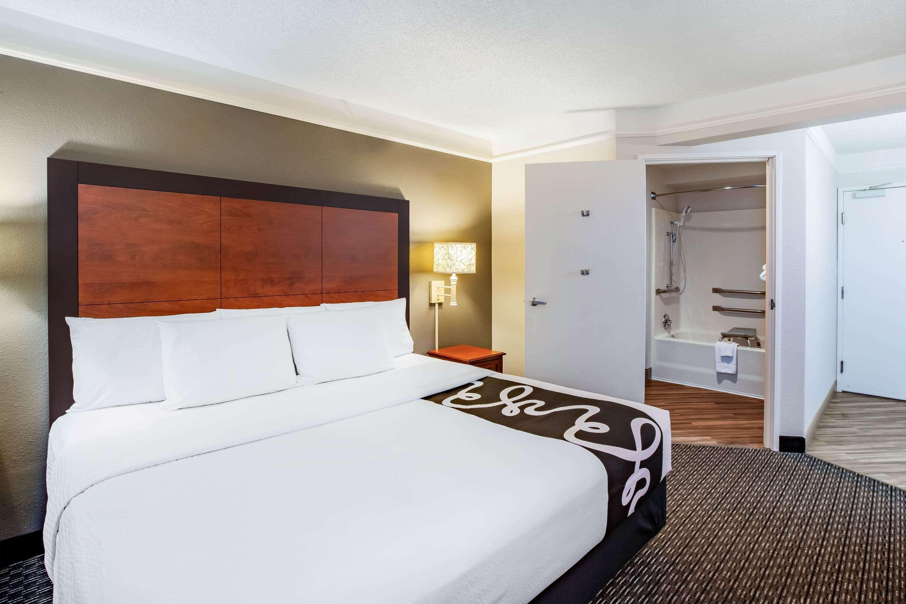 La Quinta By Wyndham Houston Baytown East Hotel Buitenkant foto